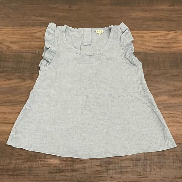 Pol Woven Blouse with round raw-edge neckline, ruffle detailing on the armhole - Picture 3 of 12